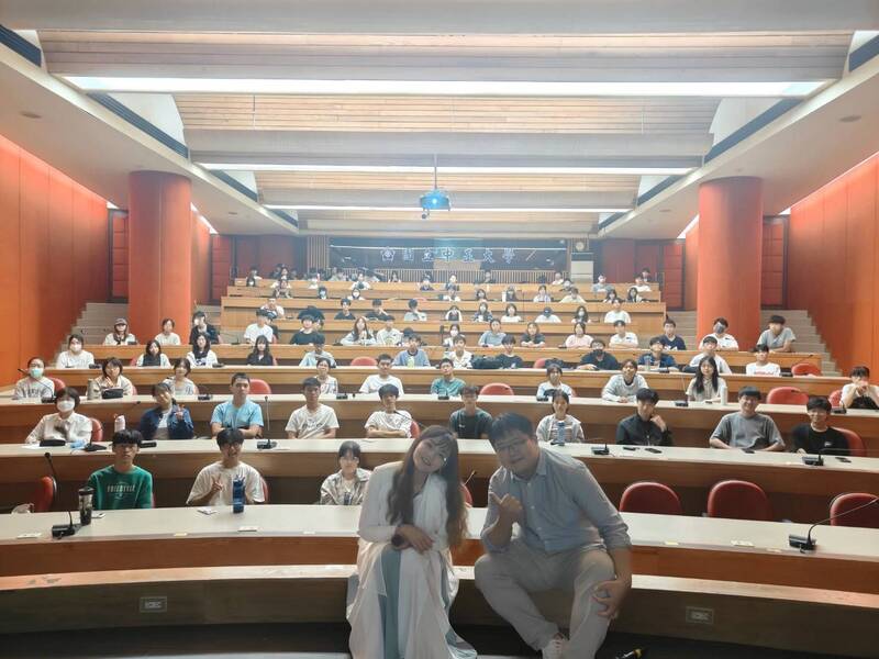 大學國文專題講座【梨園情深：歌仔戲錦繡風華錄】圖片
